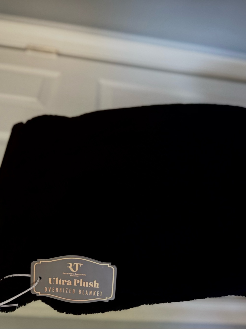 Ultra Plush Oversized Throw On Cover